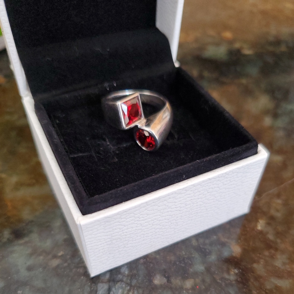 Garnet ring, Sterling silver, sz 5